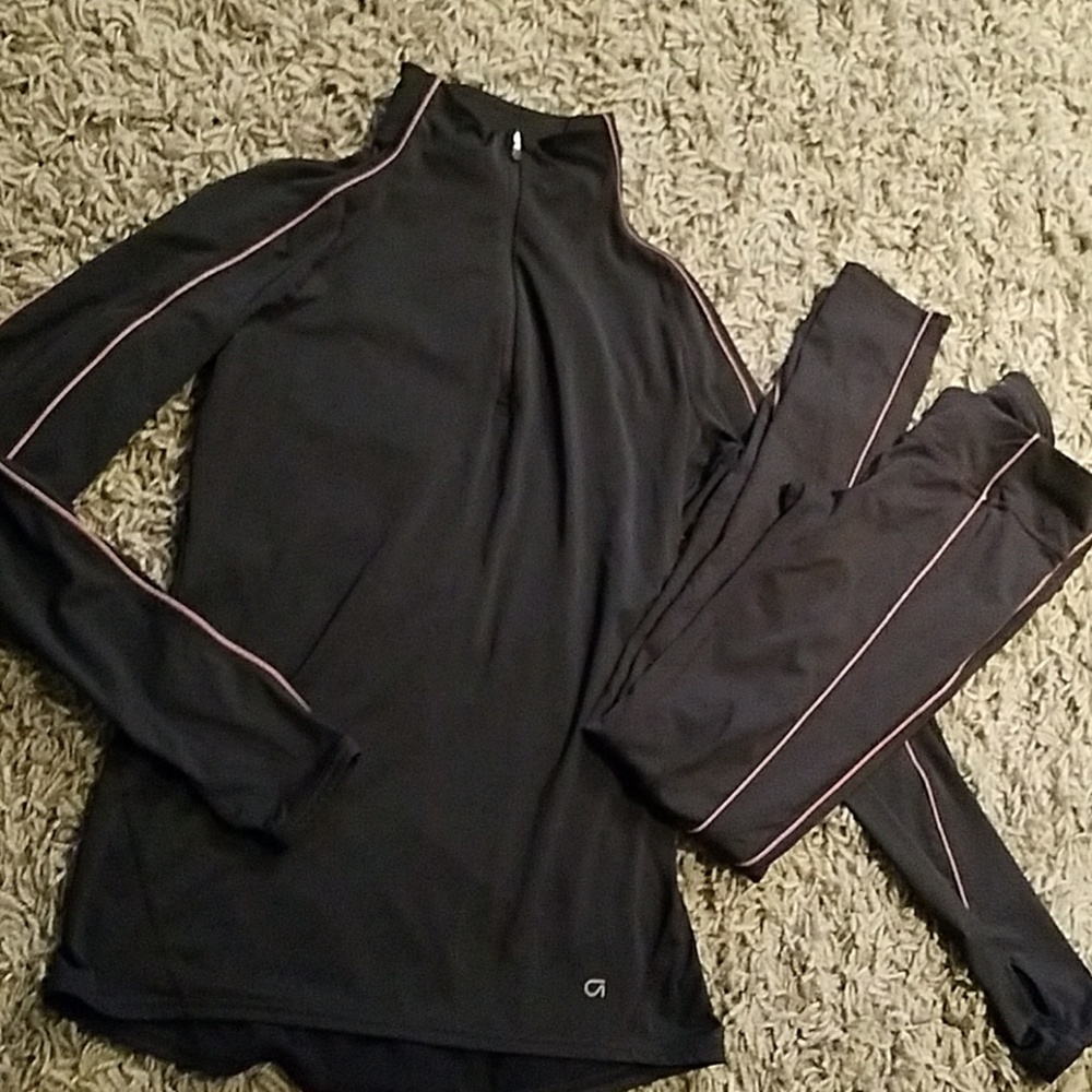 DONATED.  Gap Fit Running Shirt and Tights XS
